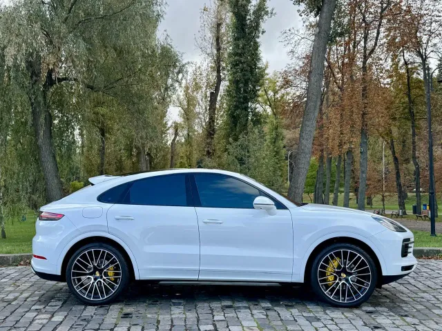Porsche Cayenne - фото 2