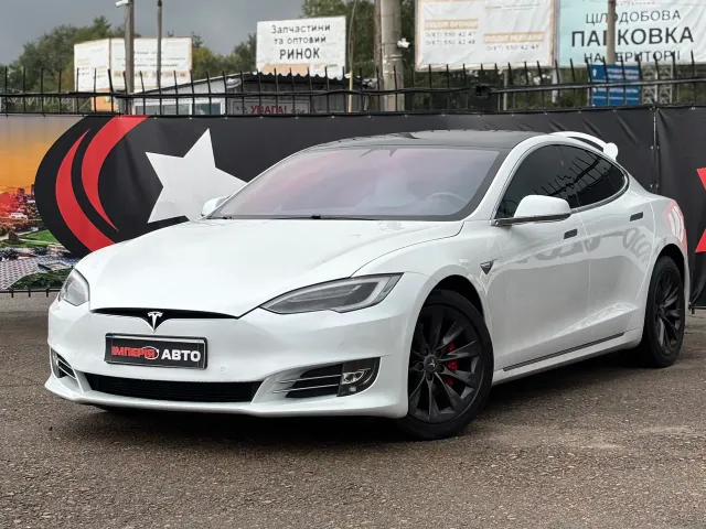 Tesla Model S - фото 4