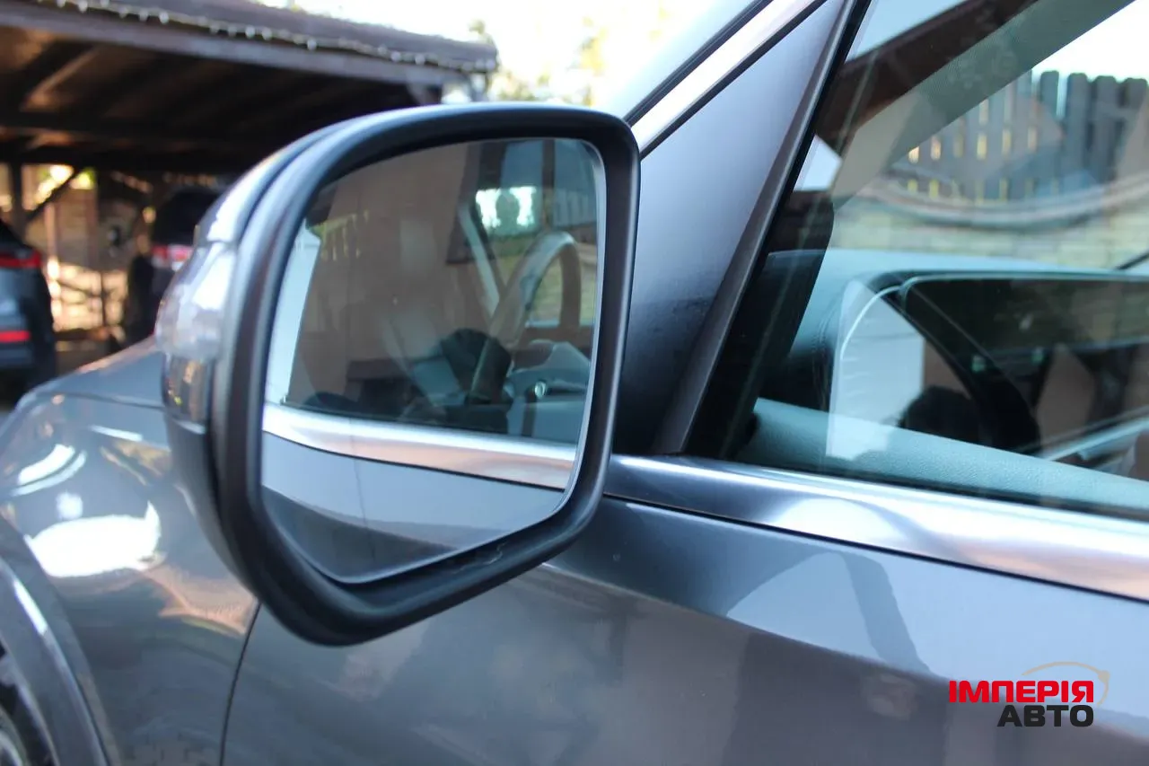 Mercedes-Benz GLS - фото 10