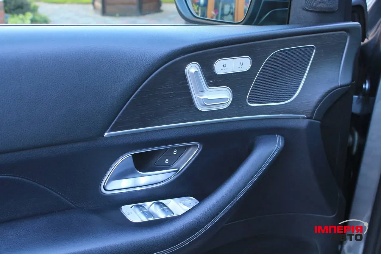 Mercedes-Benz GLS - фото 30