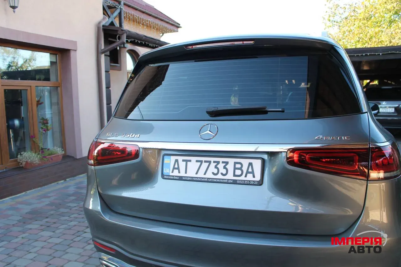 Mercedes-Benz GLS - фото 18