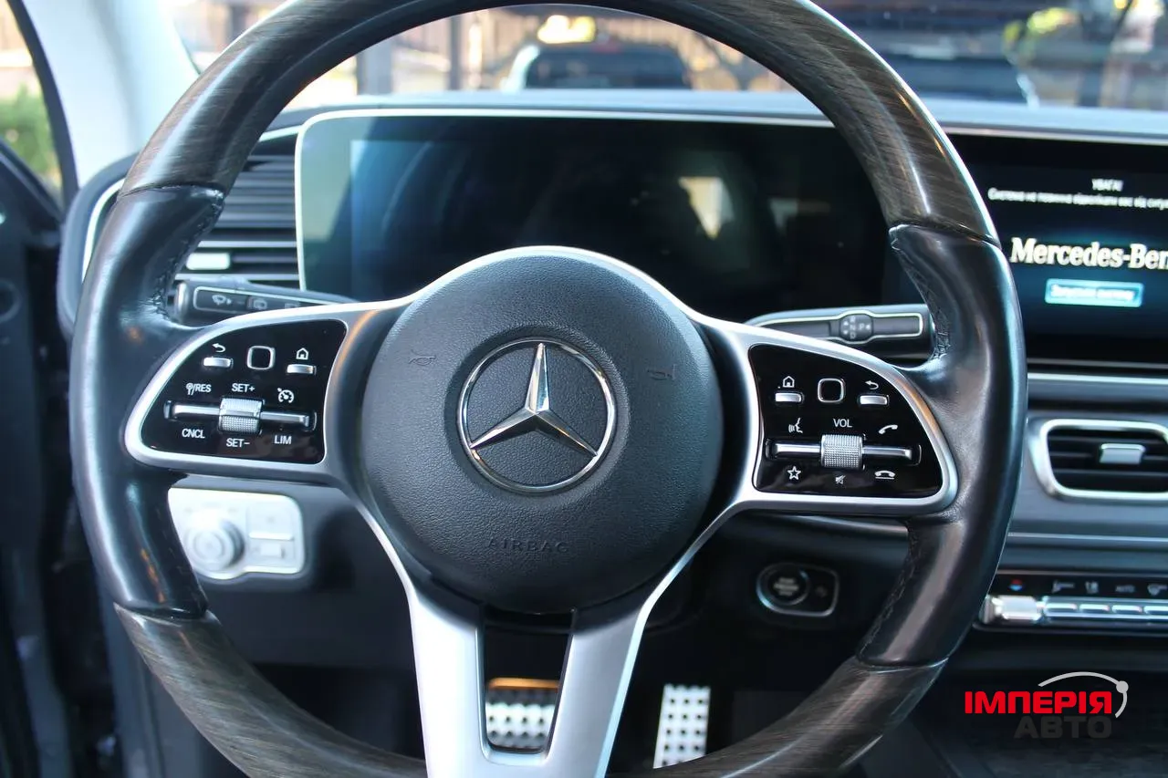 Mercedes-Benz GLS - фото 23