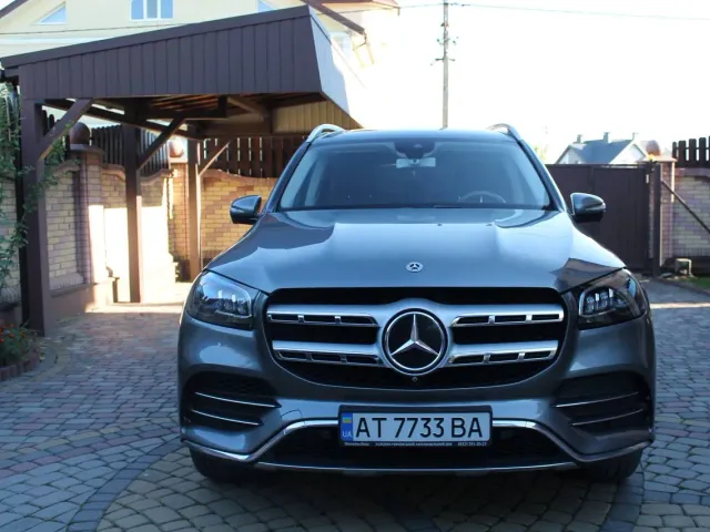 Mercedes-Benz GLS - фото 1