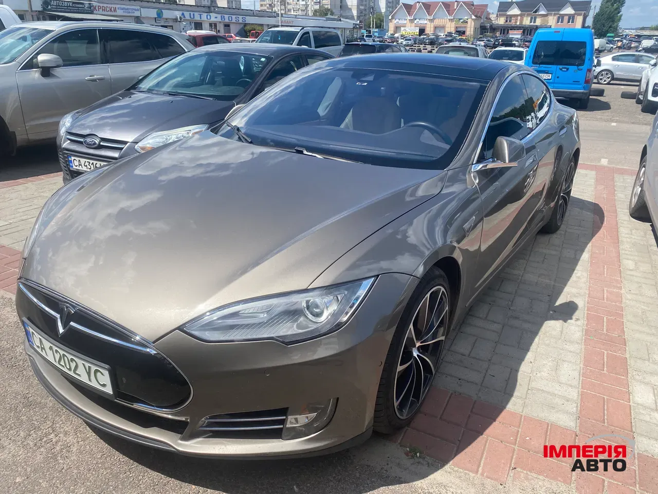 Tesla Model S - фото 2