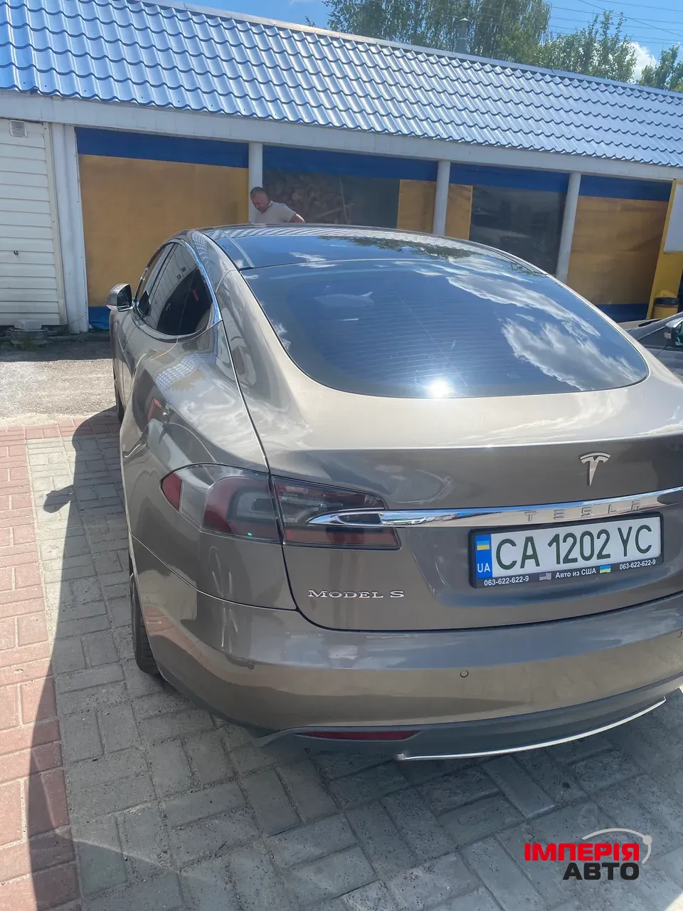 Tesla Model S - фото 5