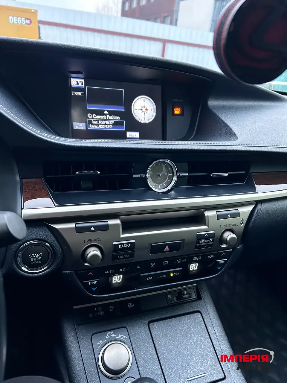 Lexus ES - фото 15