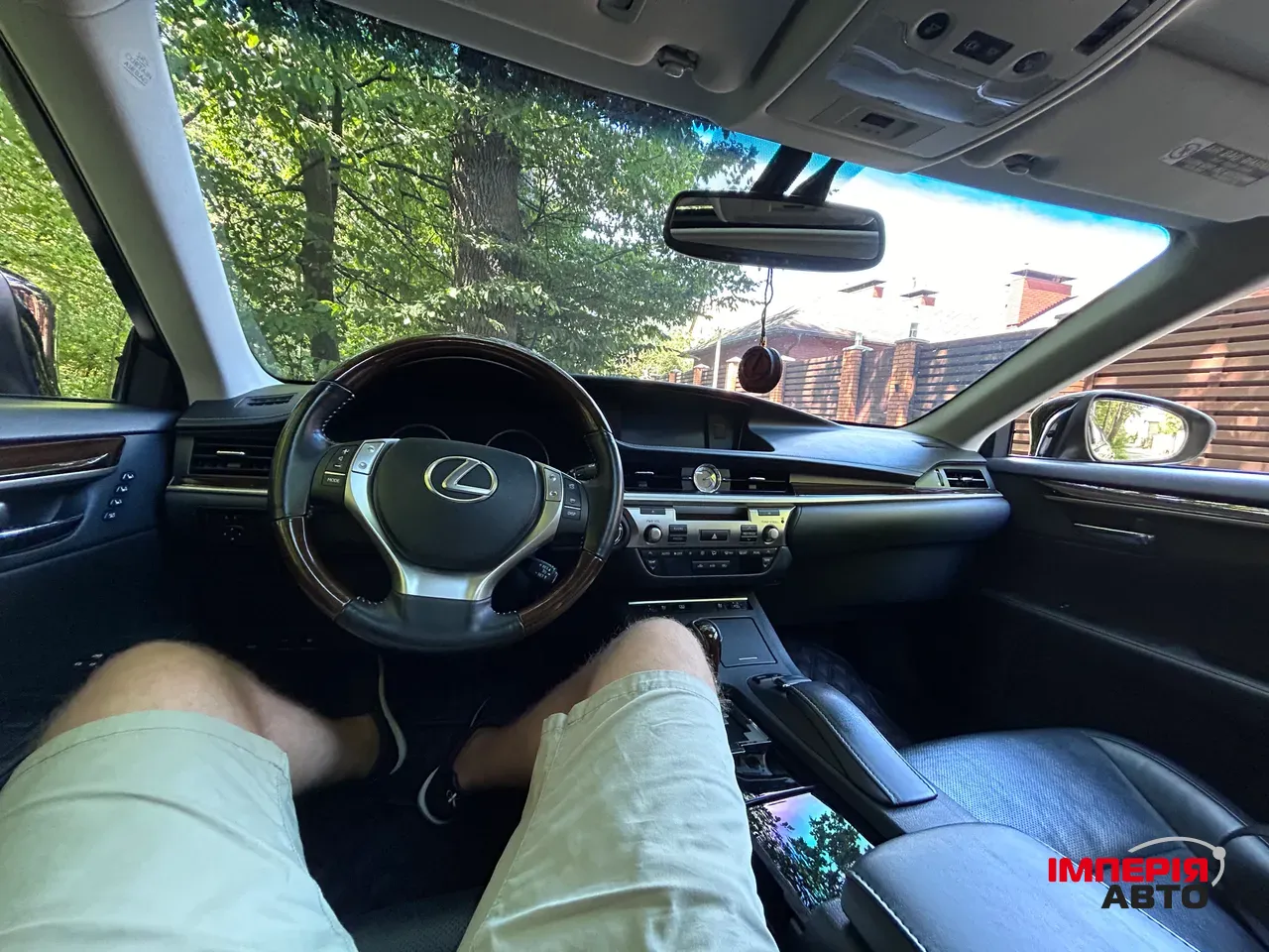 Lexus ES - фото 22