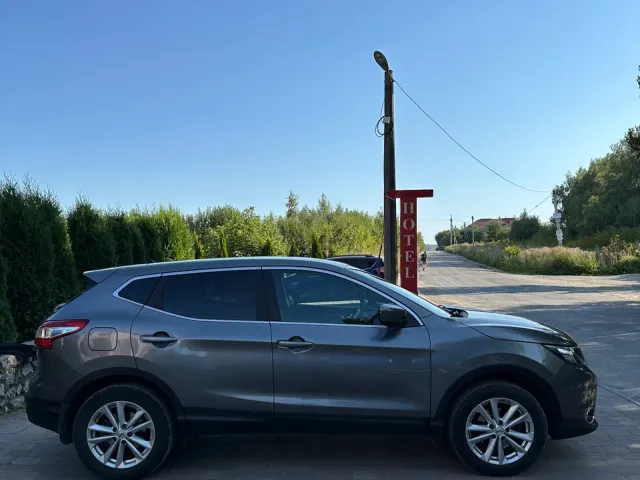 Nissan Qashqai - фото 2