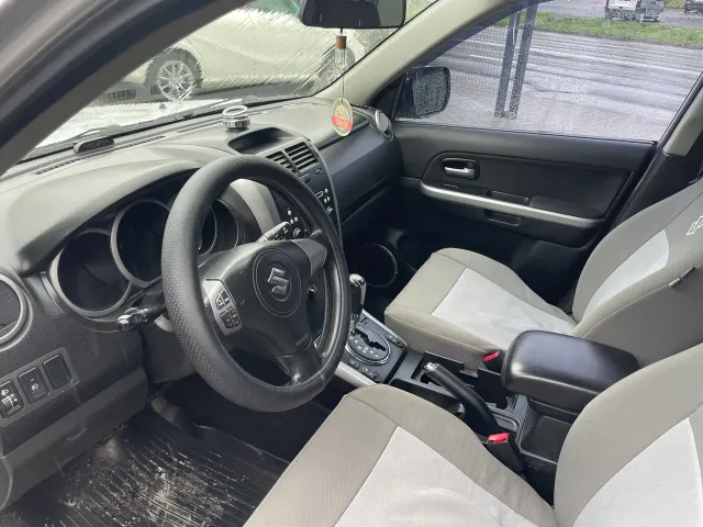 Suzuki Vitara - фото 4