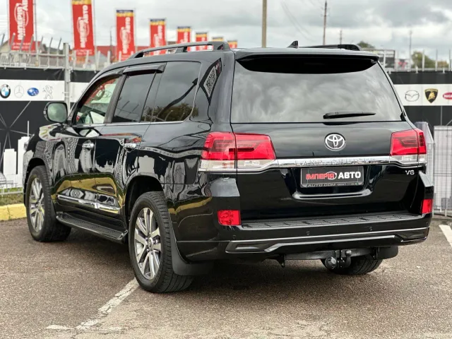 Toyota Land Cruiser - фото 4