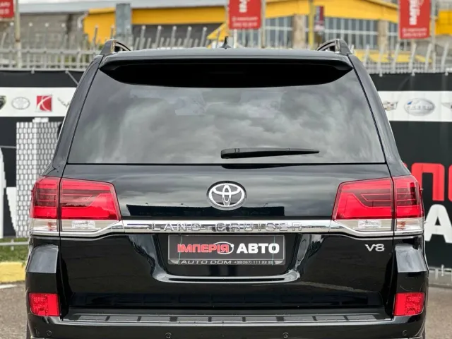 Toyota Land Cruiser - фото 5