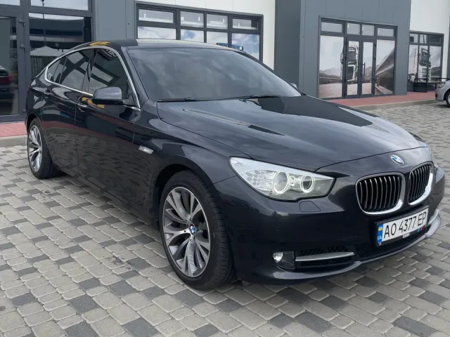 BMW 5 серії - фото 1