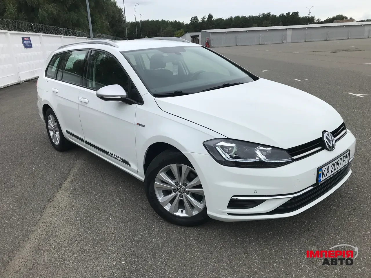 Volkswagen Golf - фото 4