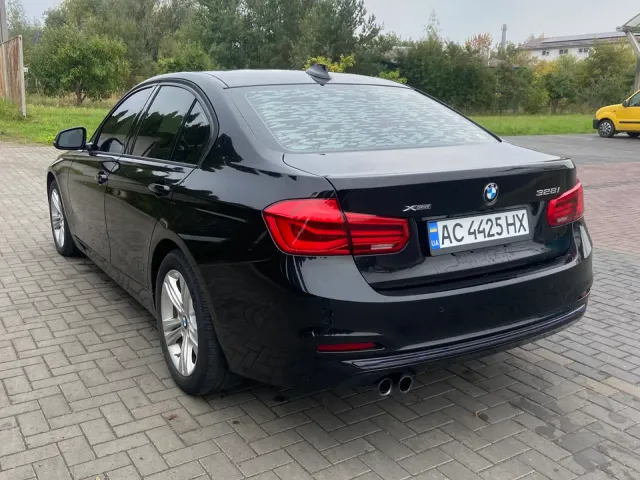 BMW 3 серії - фото 2