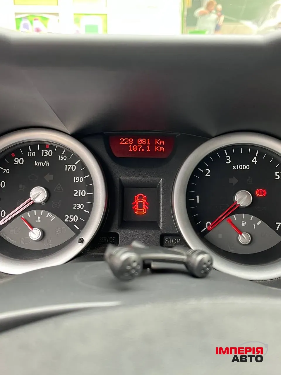 Renault Megane - фото 7