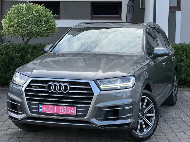 Audi Q7 - фото 4