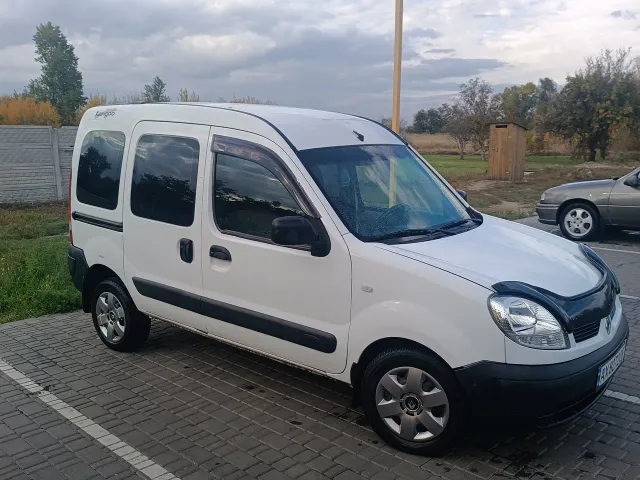 Renault Kangoo - фото 1