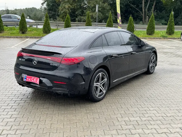 Mercedes-Benz EQE - фото 1