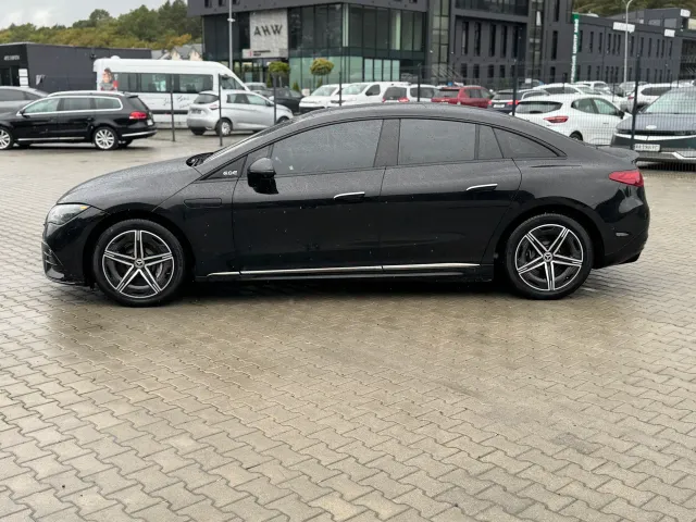 Mercedes-Benz EQE - фото 4
