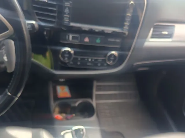 Mitsubishi Outlander - фото 2