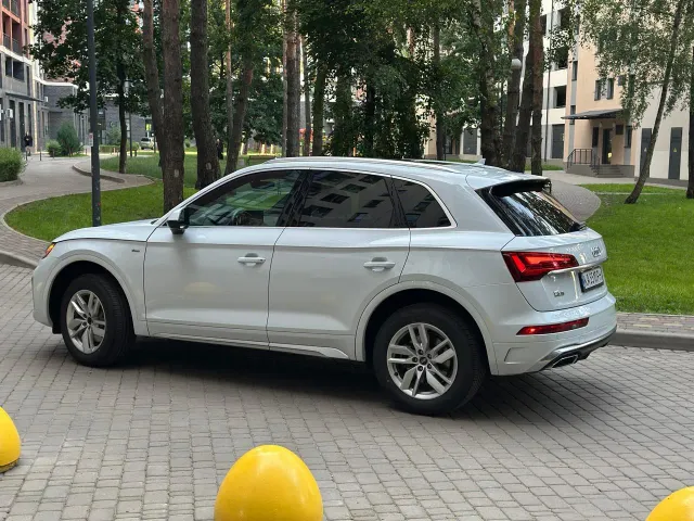 Audi Q5 - фото 5