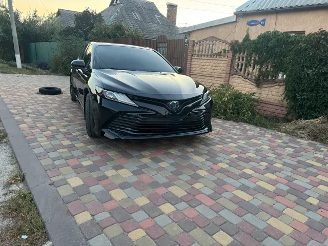Toyota Camry - фото 5