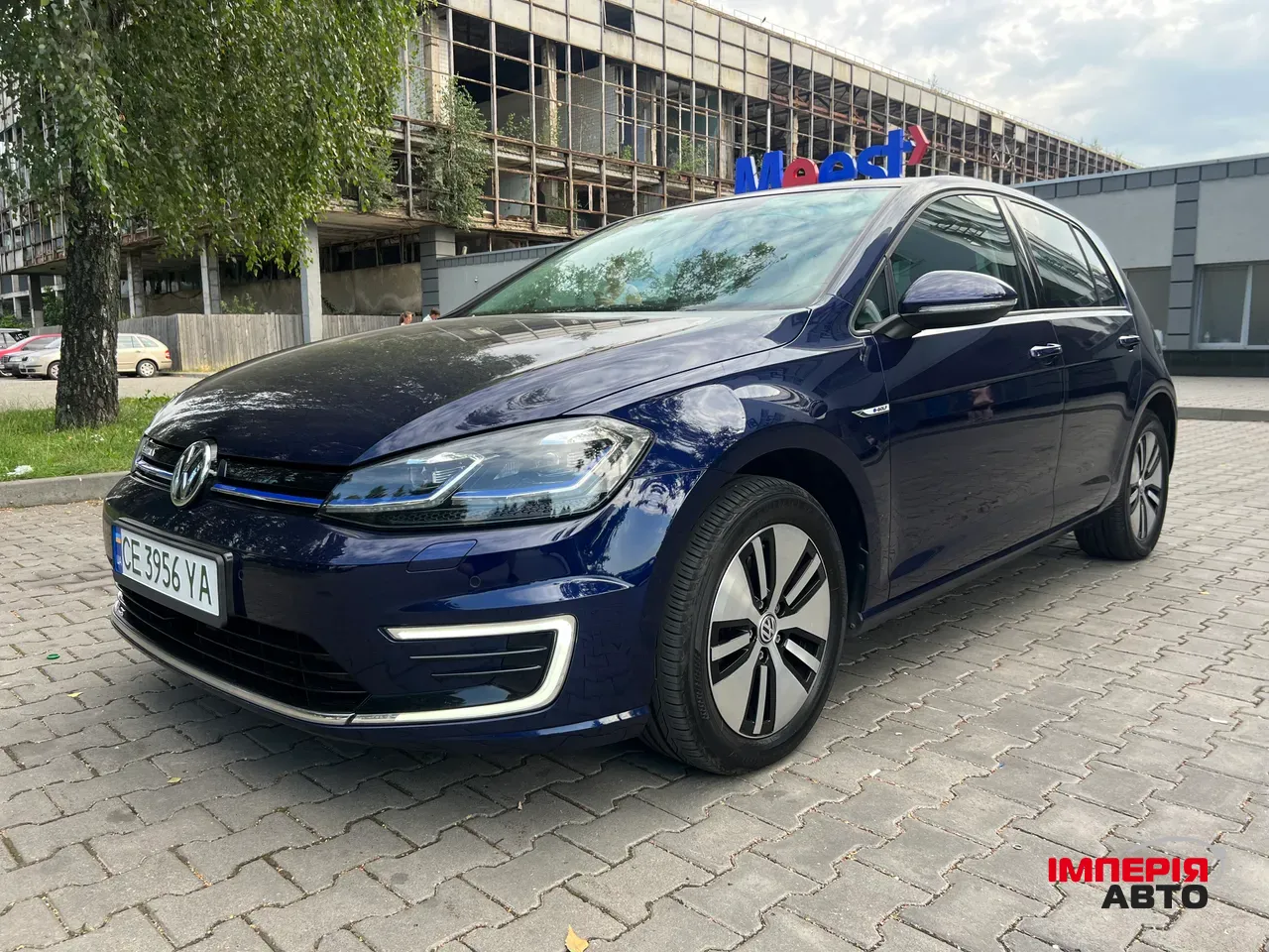 Volkswagen Golf - фото 2