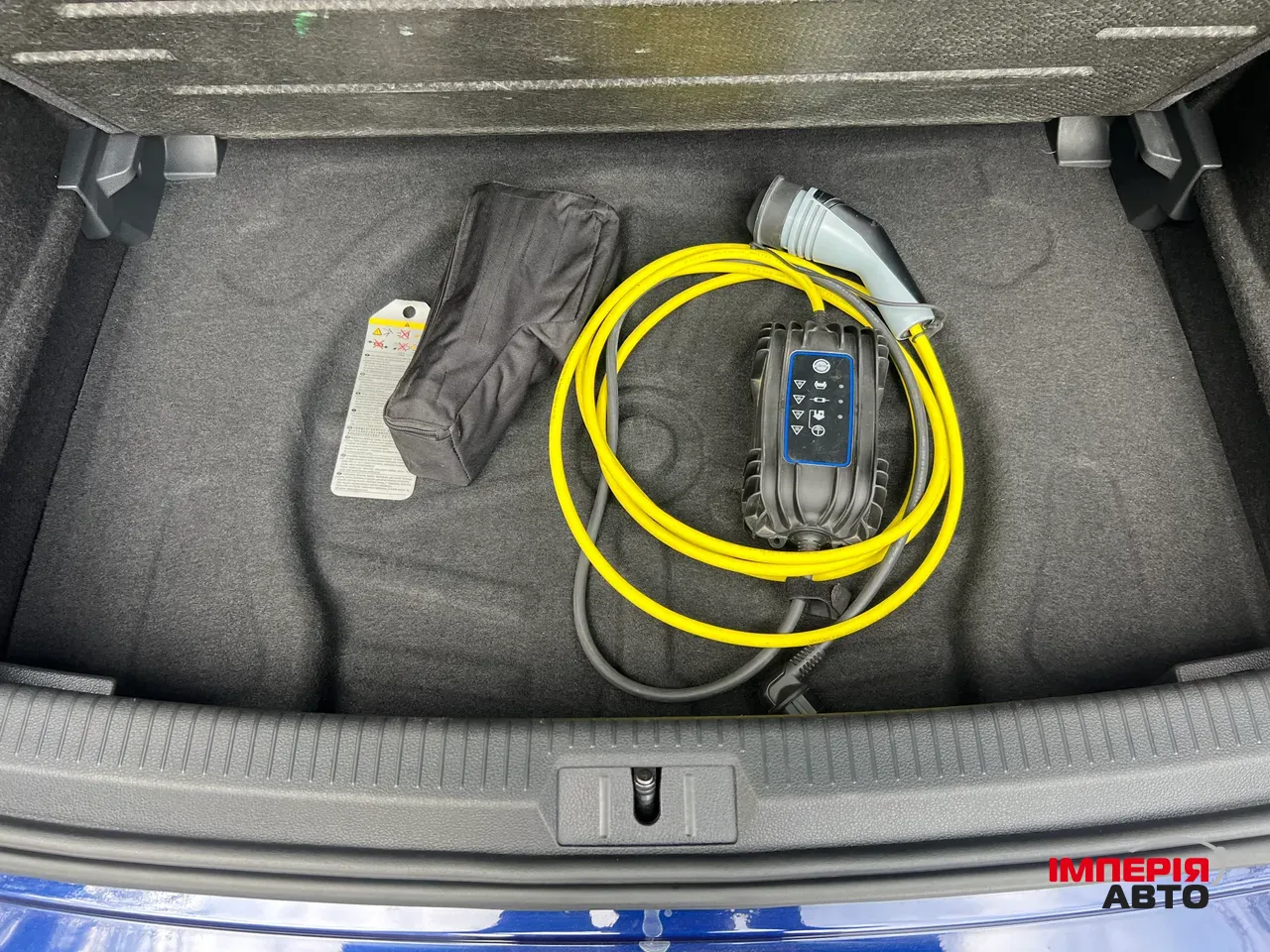 Volkswagen Golf - фото 9