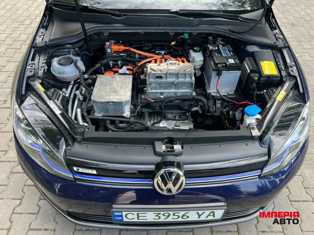 Volkswagen Golf - фото 7