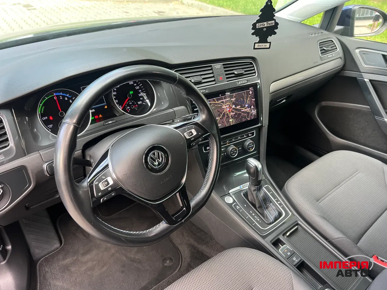 Volkswagen Golf - фото 6