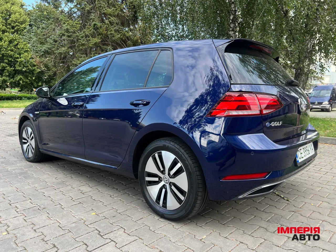 Volkswagen Golf - фото 4