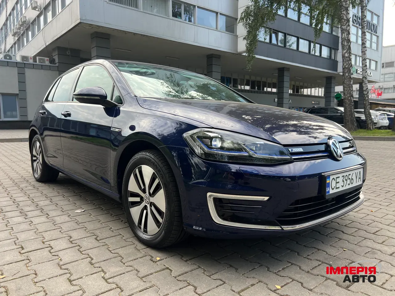 Volkswagen Golf - фото 1