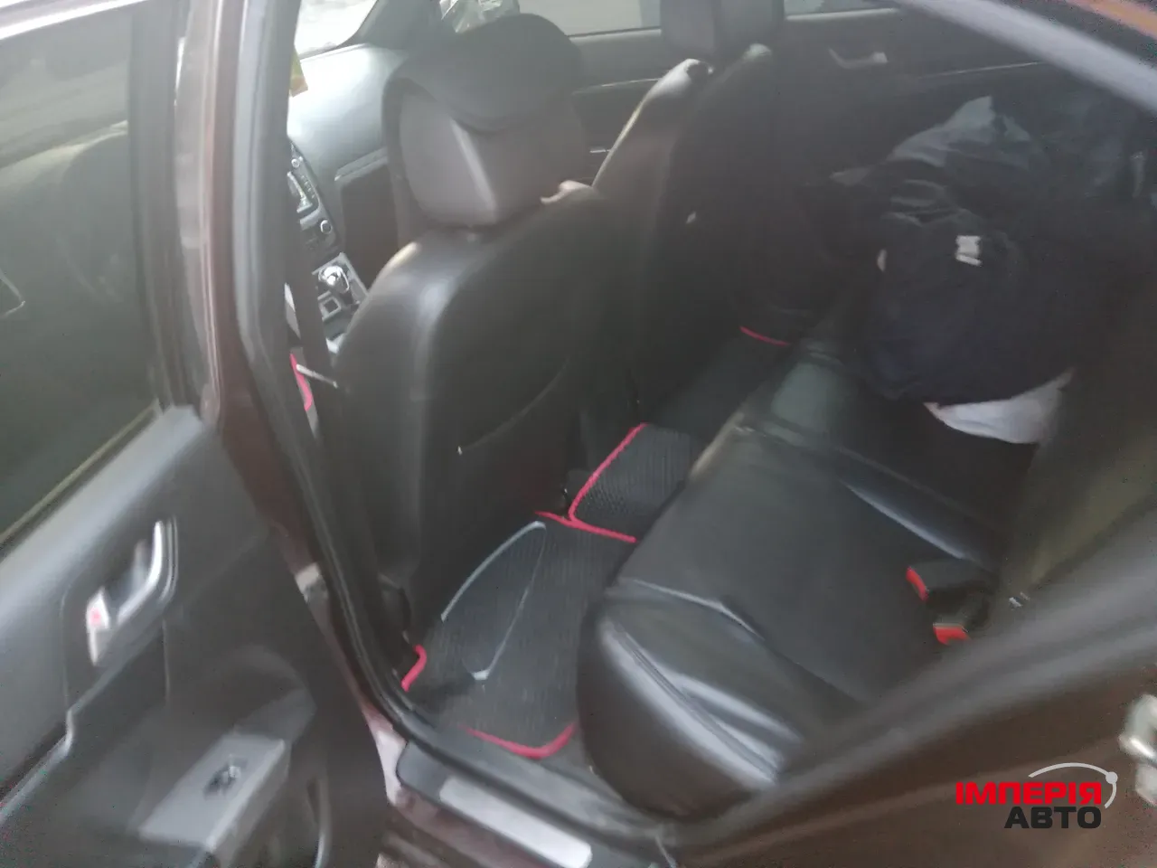 Geely Emgrand EC7 - фото 11