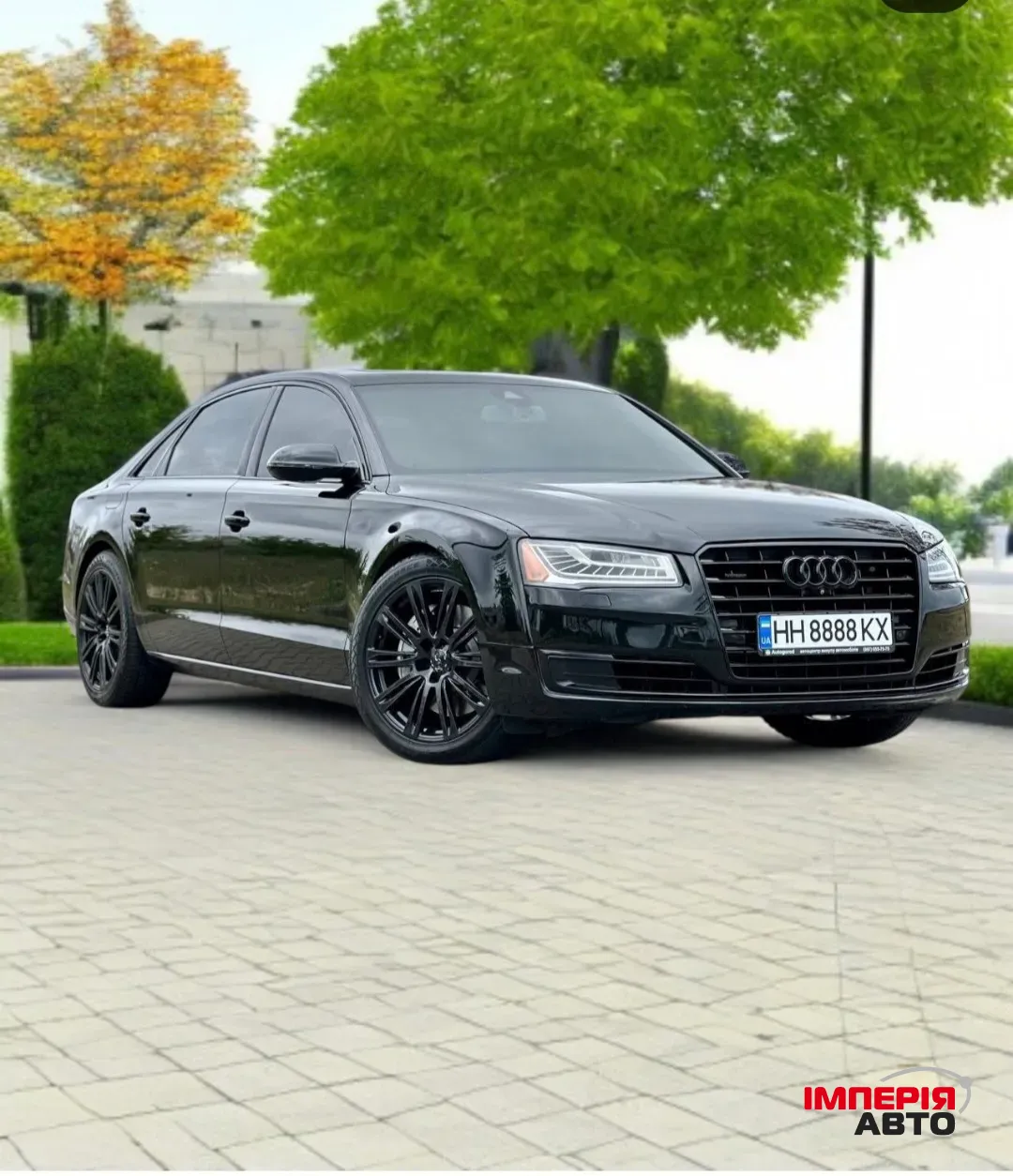Audi A8 - фото 2
