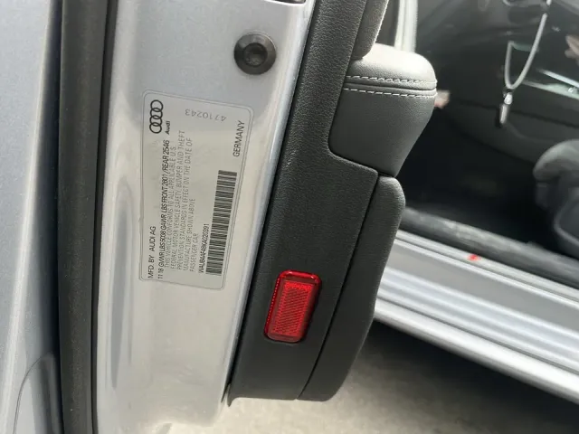 Audi S4 - фото 3