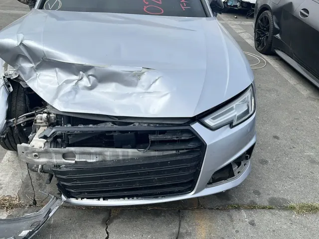 Audi S4 - фото 5