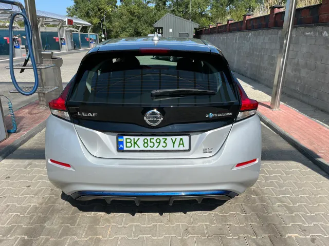 Nissan Leaf - фото 4