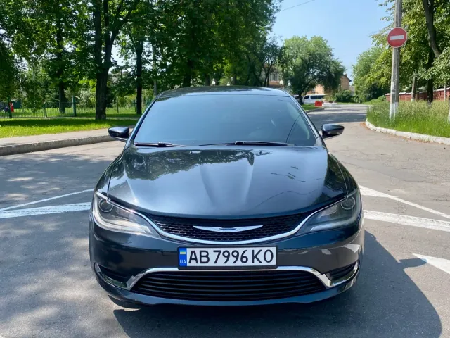 Chrysler 200 - фото 2
