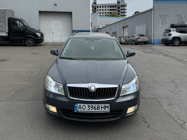 Skoda Octavia - фото 5