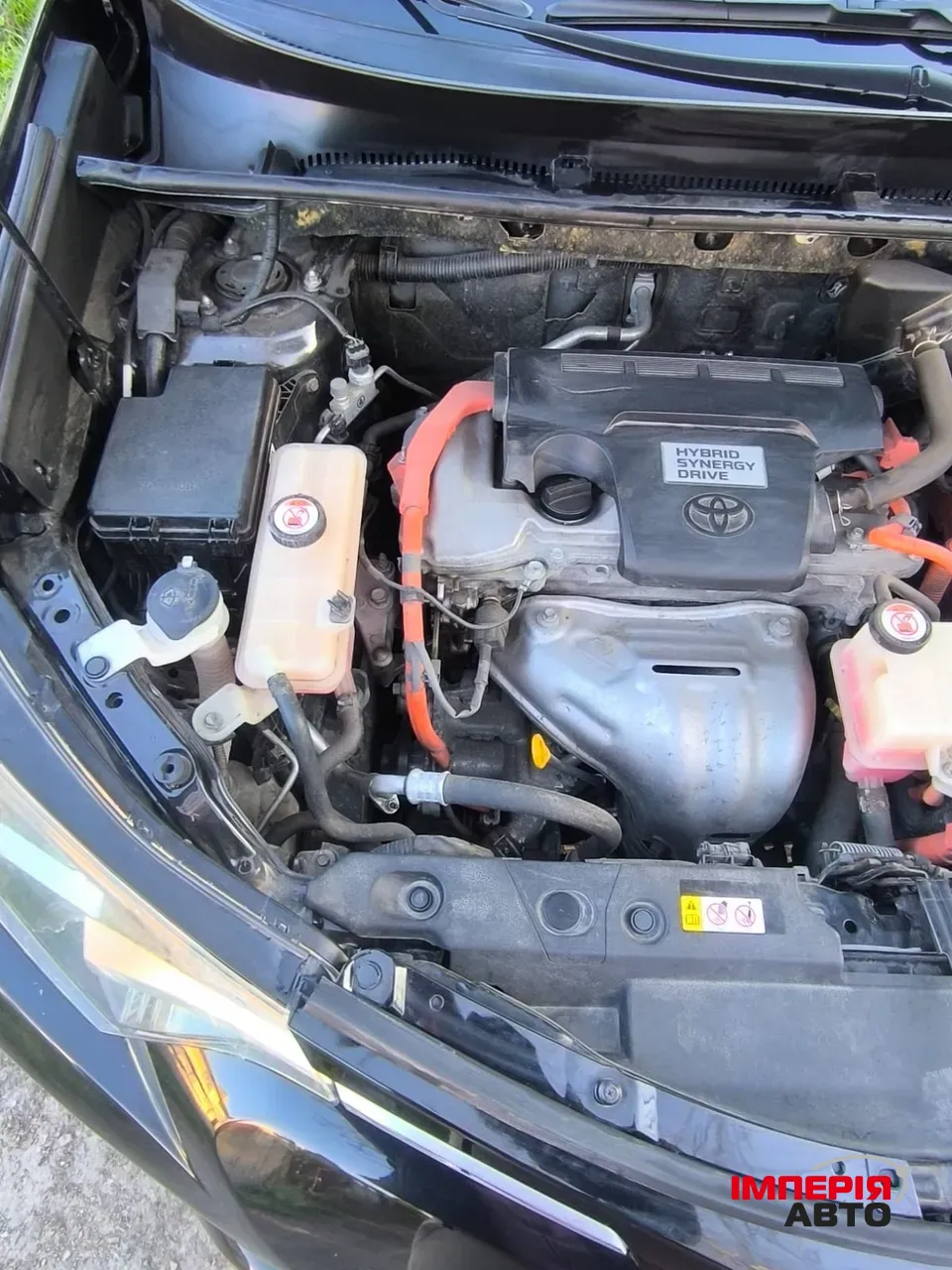 Toyota RAV4 - фото 4