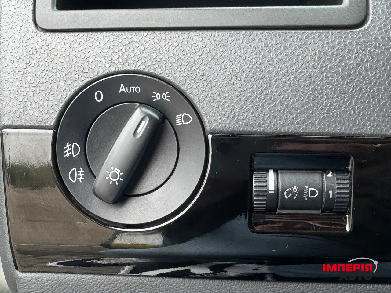 Volkswagen Transporter - фото 28