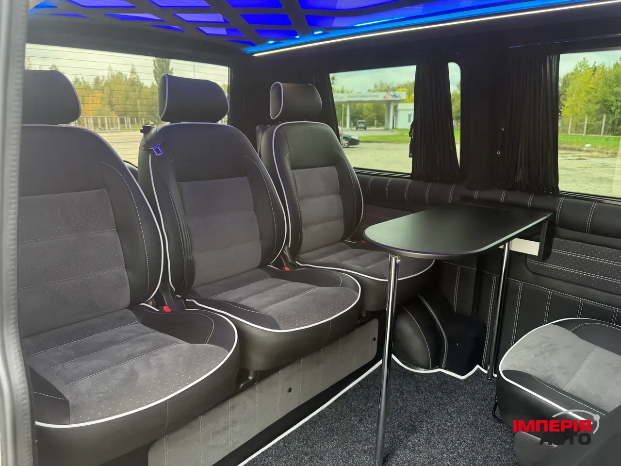 Volkswagen Transporter - фото 14