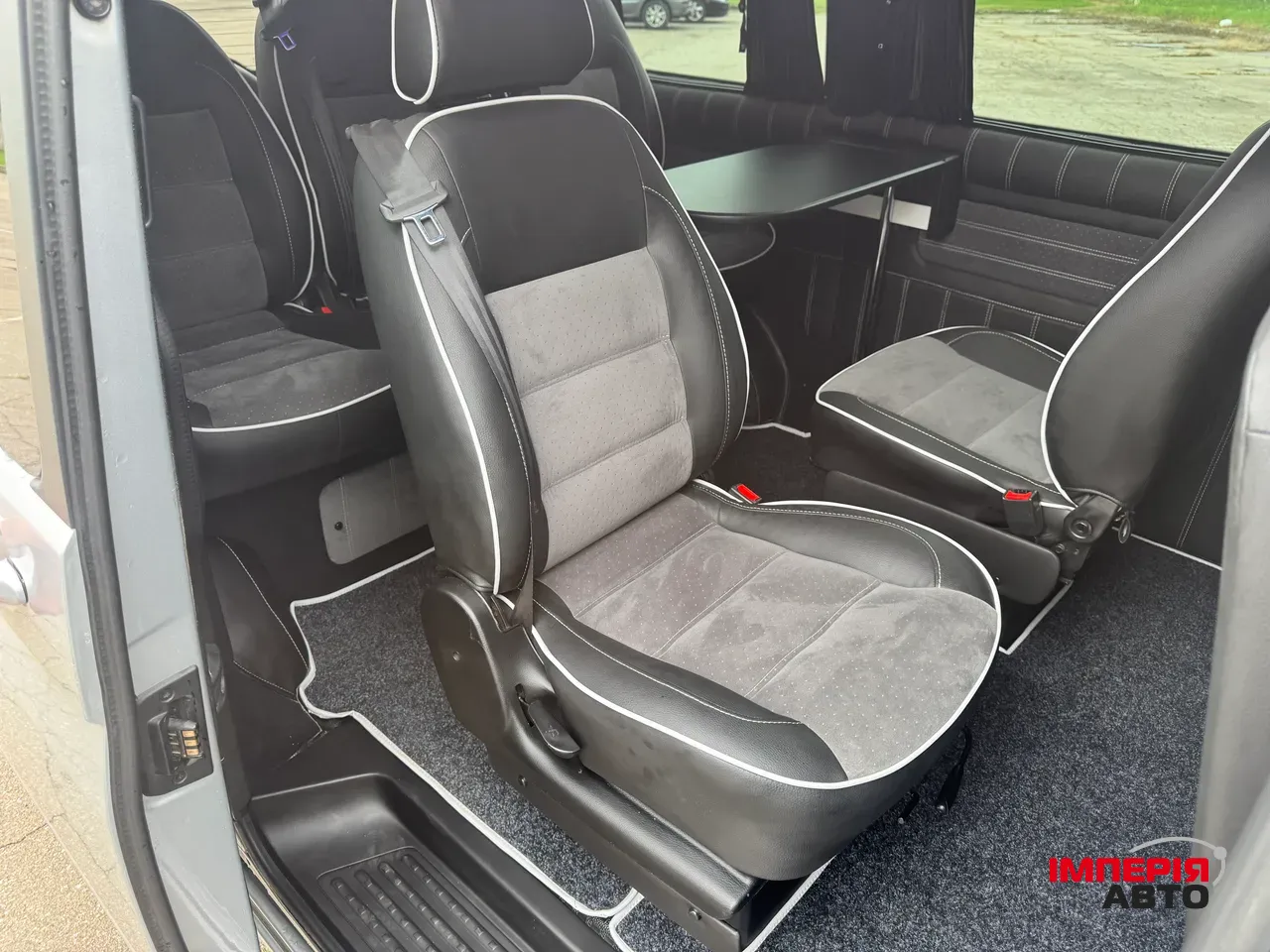 Volkswagen Transporter - фото 15