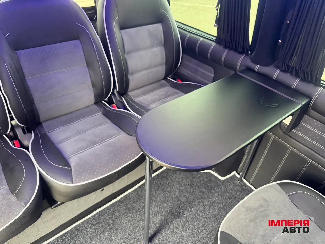 Volkswagen Transporter - фото 13