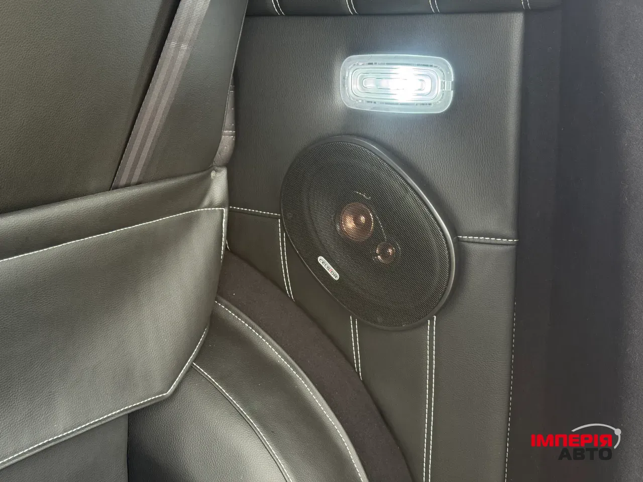 Volkswagen Transporter - фото 12