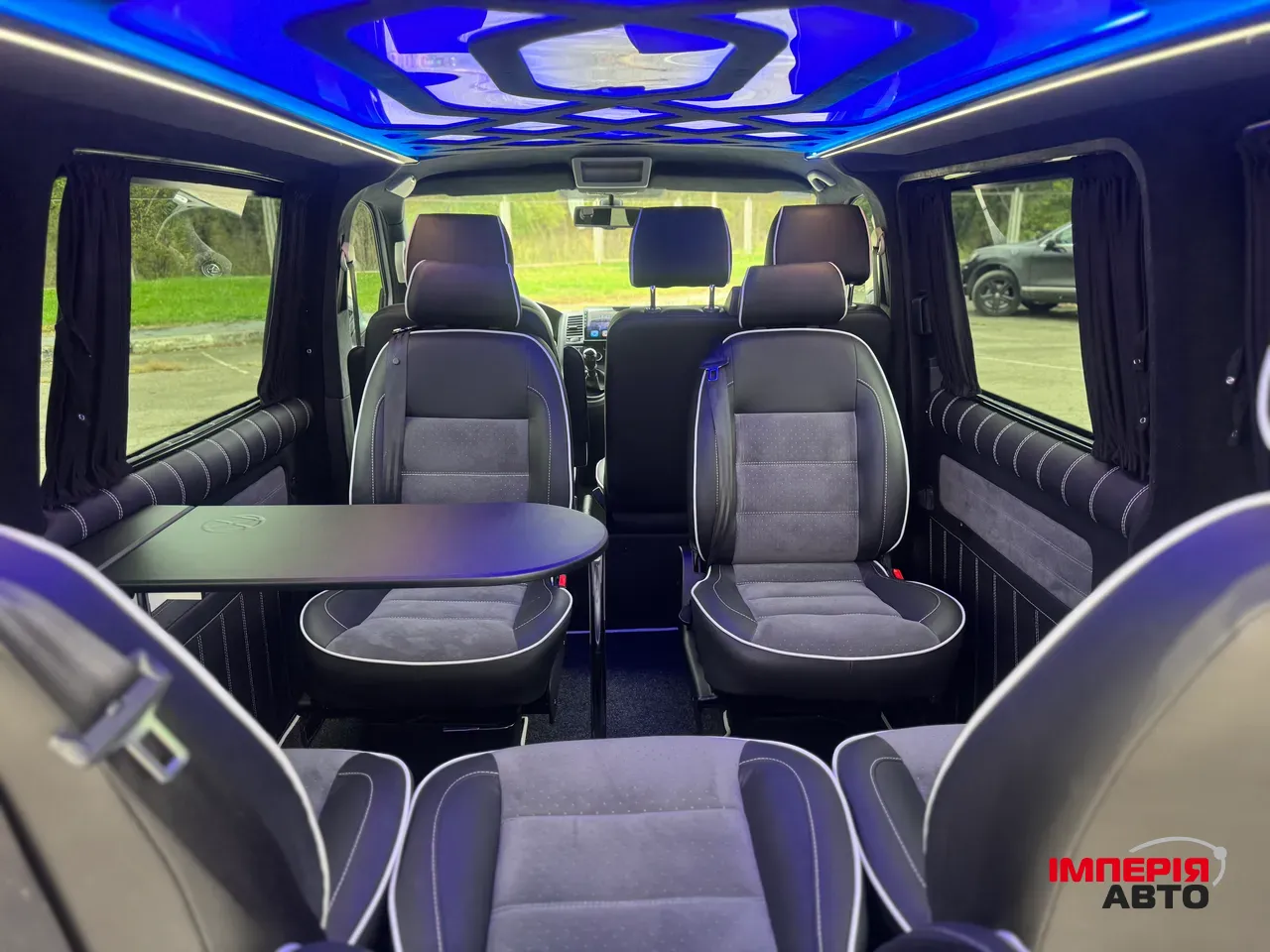 Volkswagen Transporter - фото 16