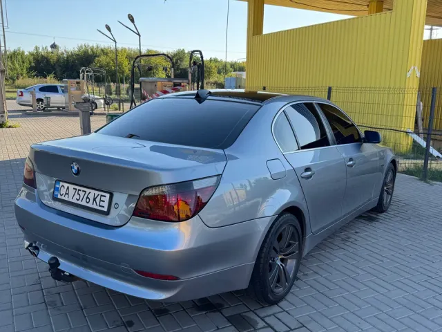 BMW 5 серії - фото 3