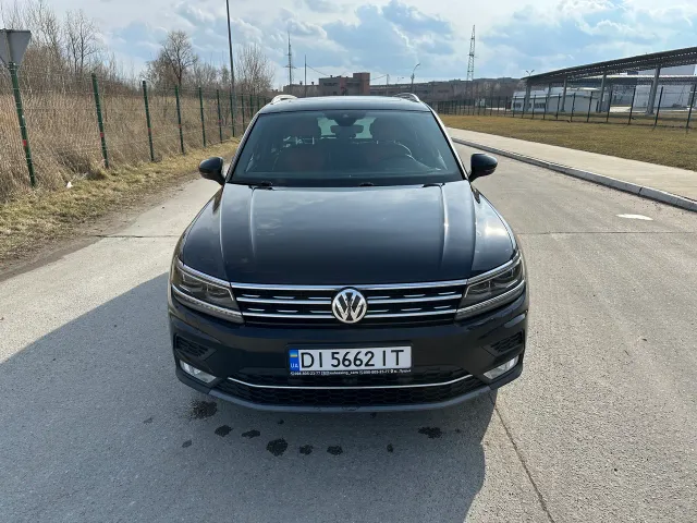 Volkswagen Tiguan - фото 2