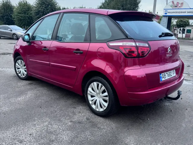 Citroen C4 Picasso - фото 3