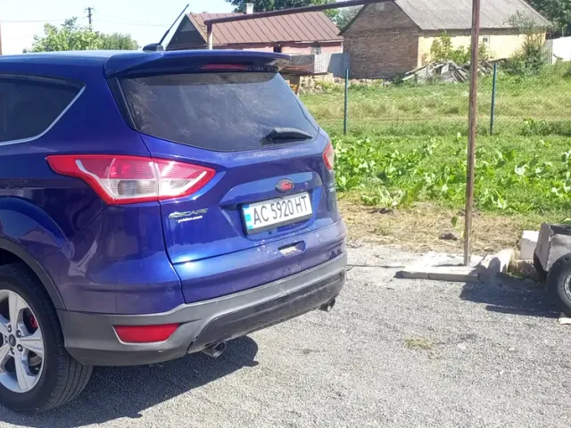 Ford Escape - фото 2